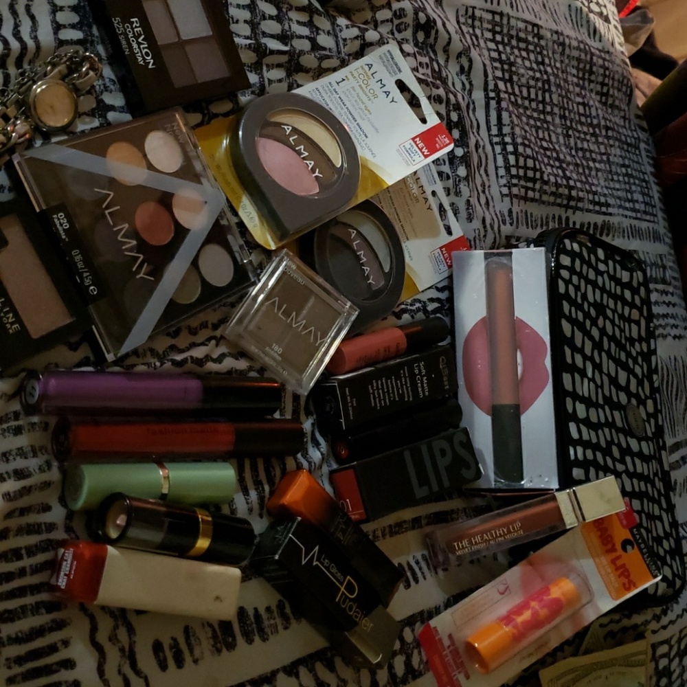 Make up lot.   Any 3 for 8 .  Or  buy all.    60